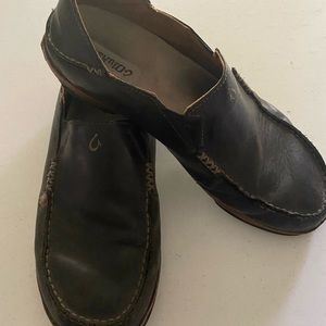 Size 11.5 Men’s Olukai slip ons... Very Cool!